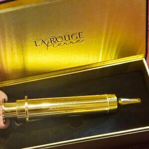 LA ROUGE 60 SECOND INSTANT FACE LIFT